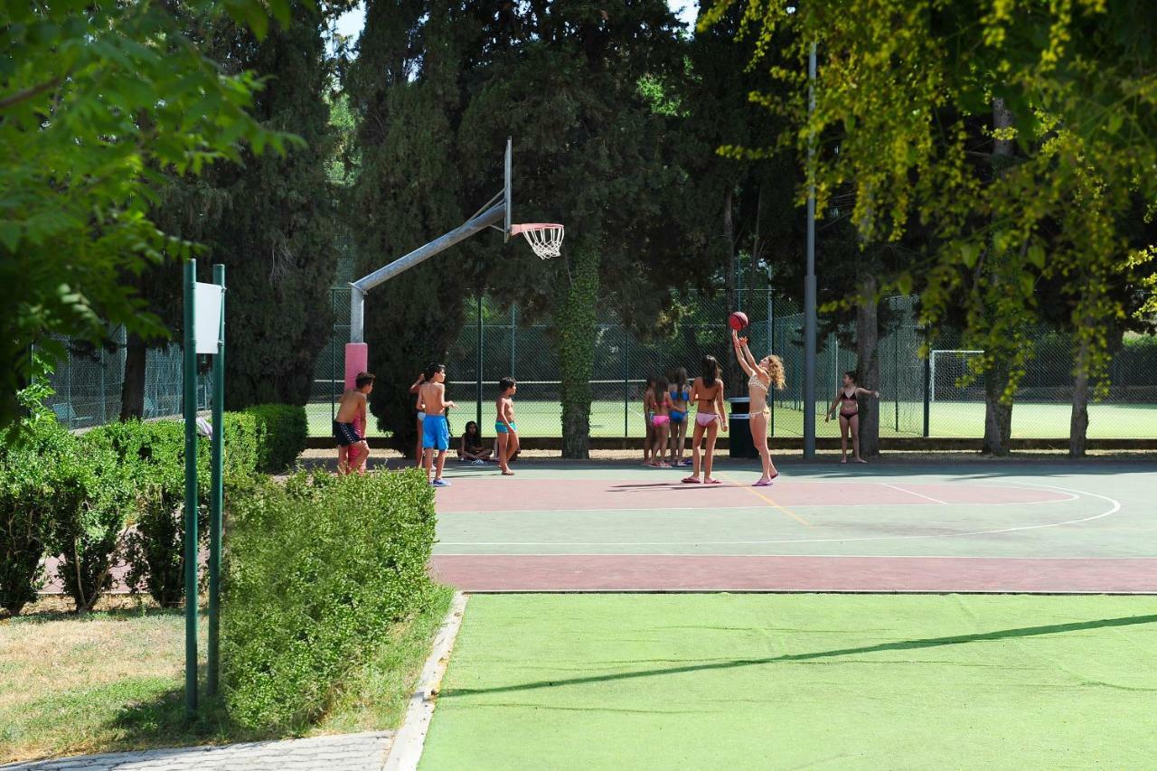 Готель Parco Delle Piscine Сартеано Екстер'єр фото